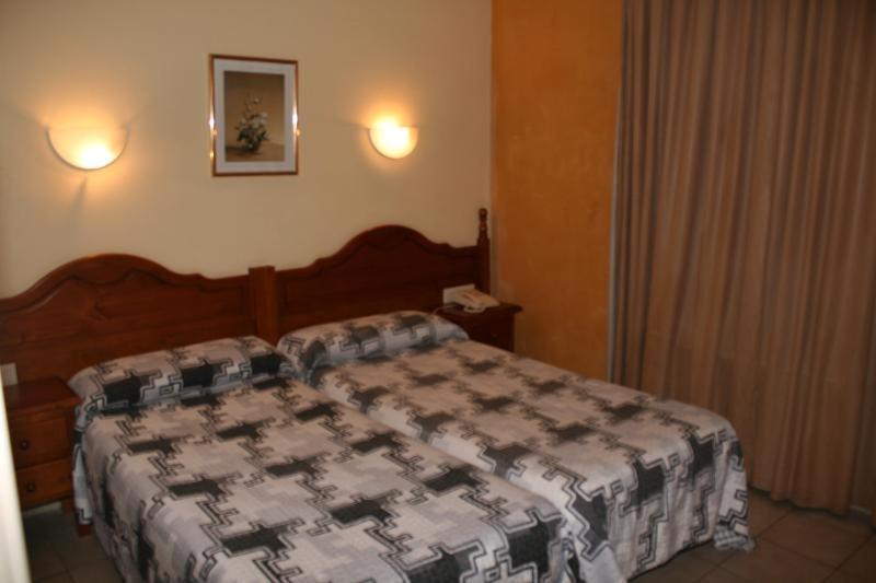 Hotel Sucara La Cortinada Szoba fotó