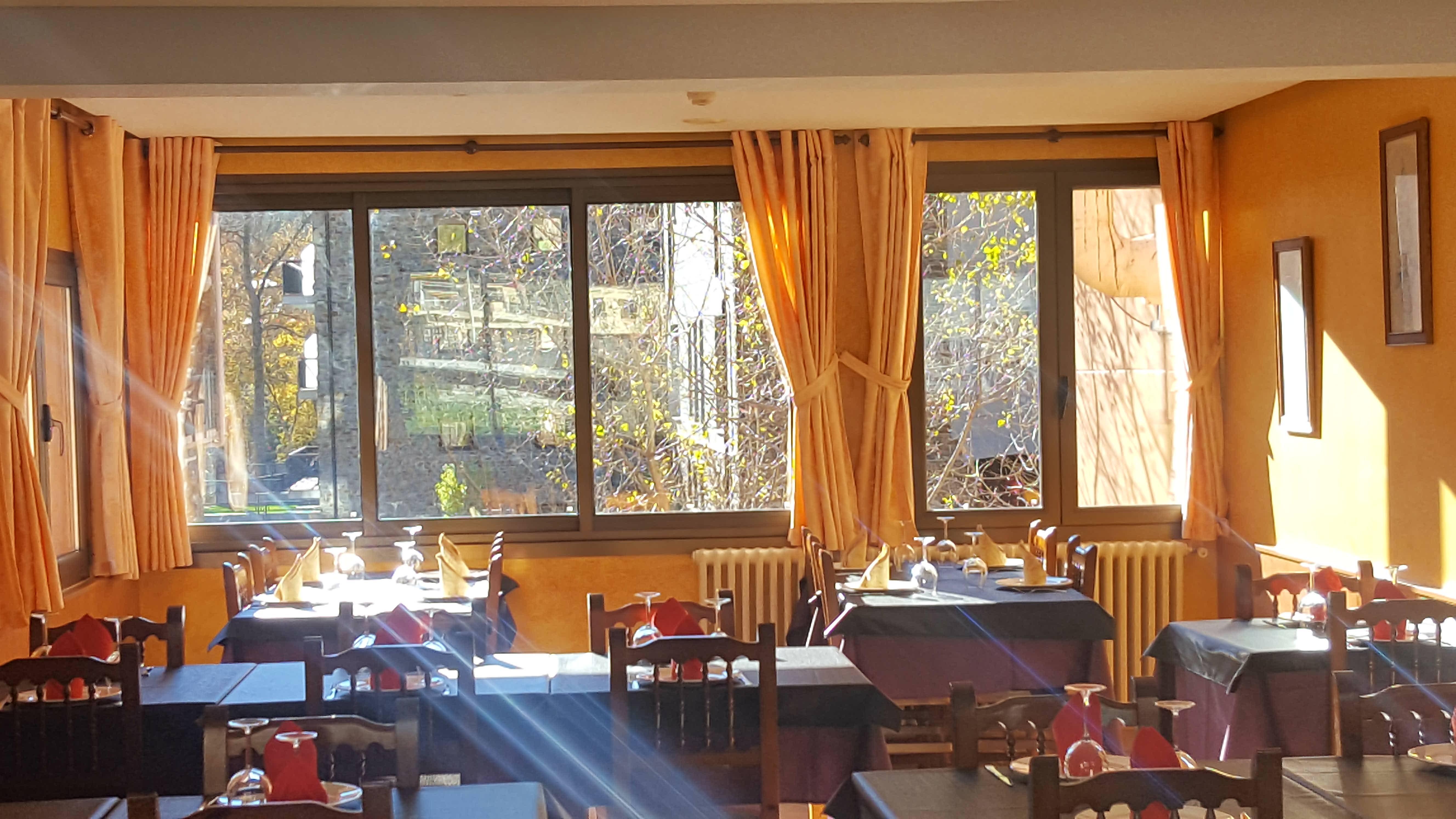Hotel Sucara La Cortinada Kültér fotó