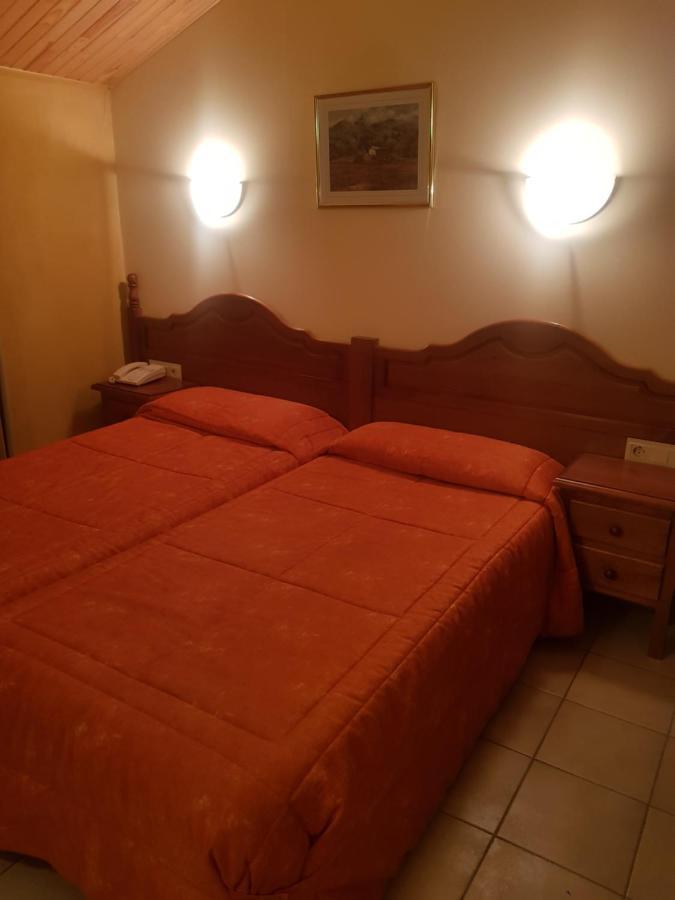 Hotel Sucara La Cortinada Kültér fotó