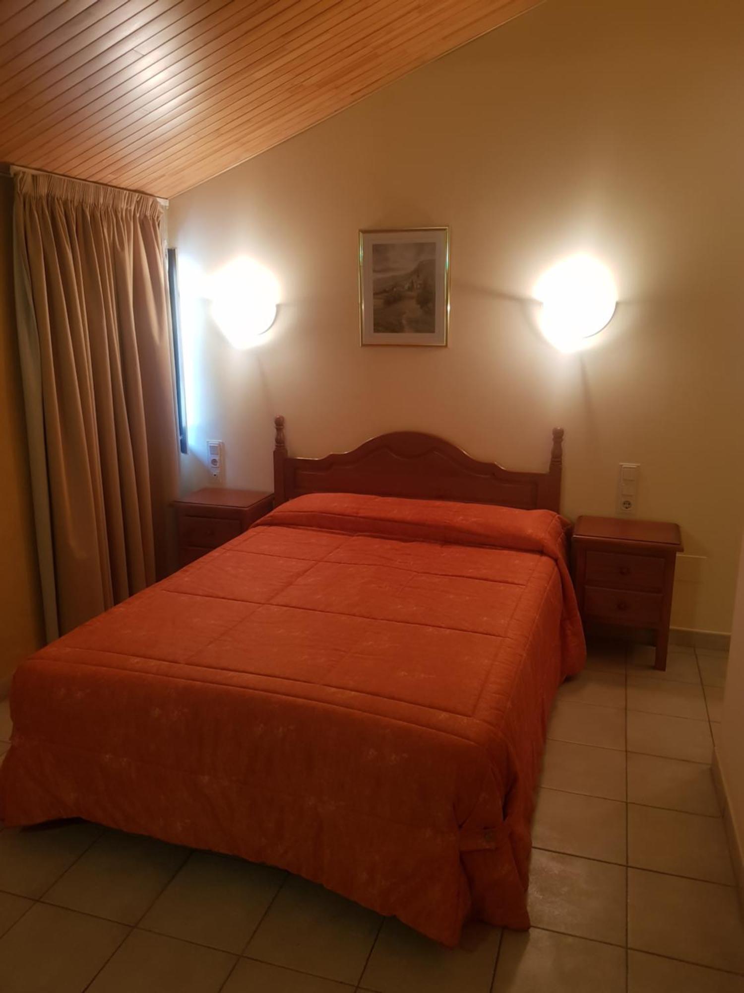 Hotel Sucara La Cortinada Kültér fotó