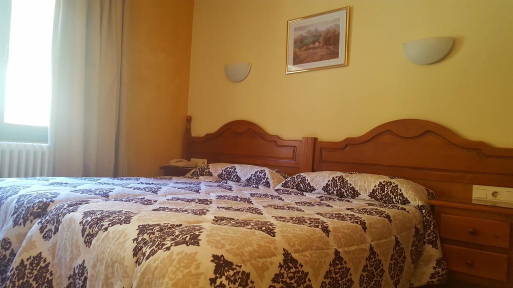 Hotel Sucara La Cortinada Kültér fotó